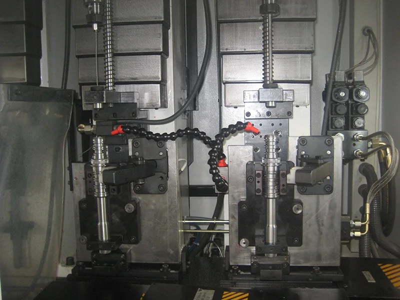 Kasthuri Deburing Machine