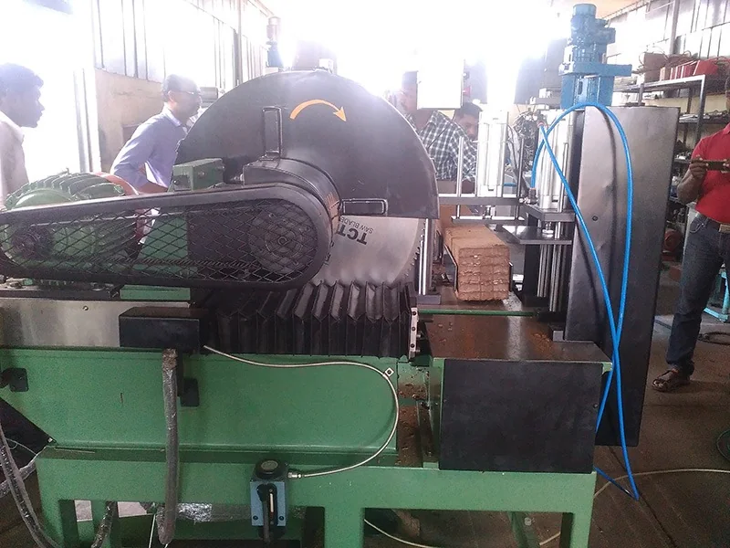 Kasthuri Cutting Machine