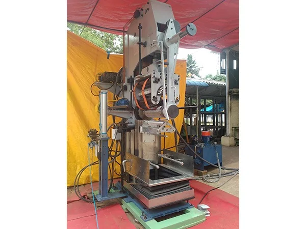 Kasthuri Belt Building Machine