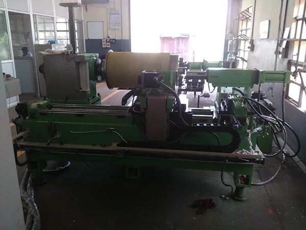 Kasthuri Belt Building Machine